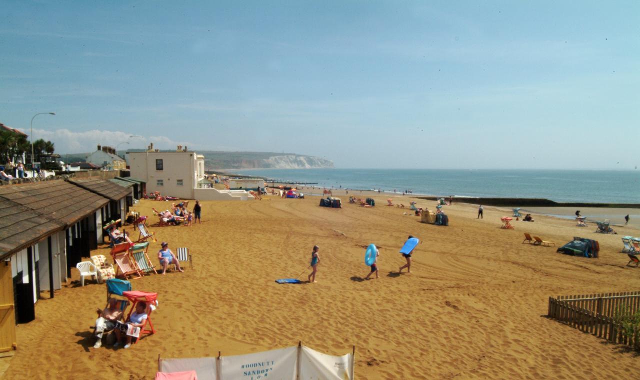 Sandown Hotel - Sandown, Isle Of Wight --- Return Car Ferry 89 Pounds From Southampton Exterior photo