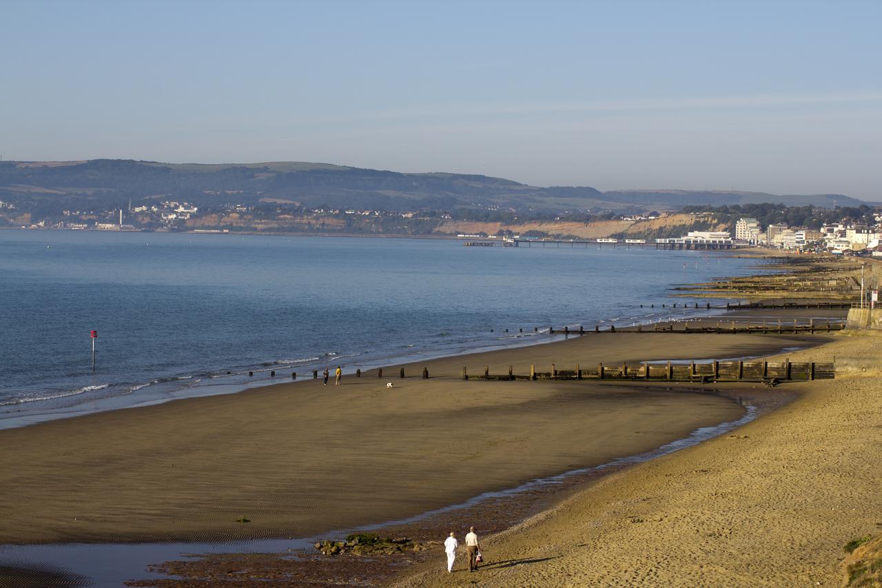 Sandown Hotel - Sandown, Isle Of Wight --- Return Car Ferry 89 Pounds From Southampton Exterior photo